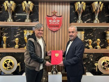 شاهرودی: همه باید به پرسپولیس کمک کنیم تا قهرمان شویم/ هر بازی حکم یک فینال را دارد