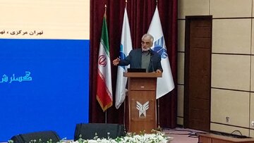رییس دانشگاه آزاد: بسترسازی برای اشتغال دانش‌بنیان را در دستور کار داریم+فیلم