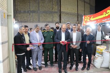 نمایشگاه بهاره در مهریز یزد افتتاح شد