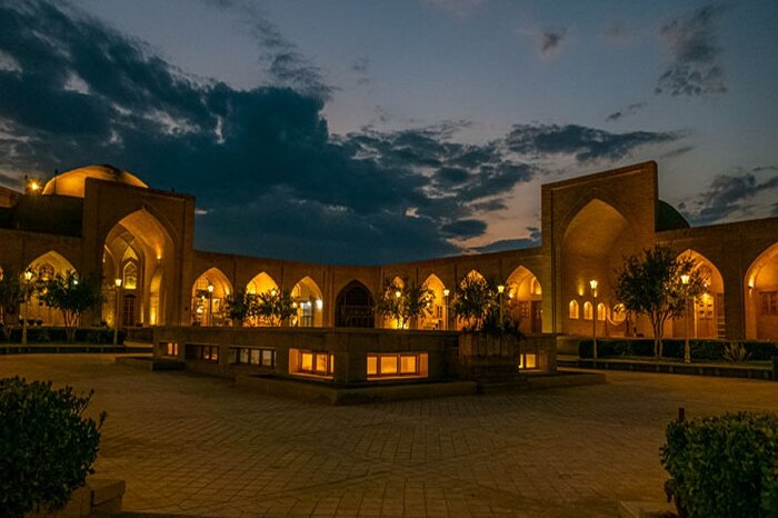 سفر و نوروز در کاروانسراهای تاریخی اصفهان