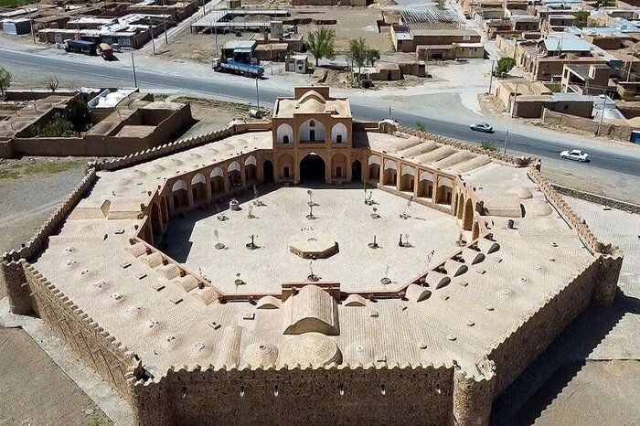 سفر و نوروز در کاروانسراهای تاریخی اصفهان