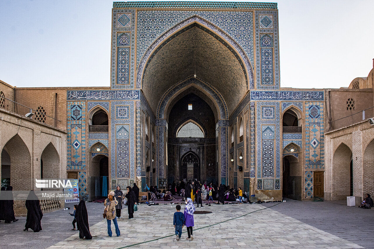 مسجد، سنگر دیرپای اسلام و انقلاب