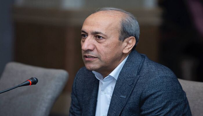 داروسازی دکتر عبیدی در بین برترین ناشران بازار سرمایه؛ تعهد به شفافیت مالی و رشد پایدار
