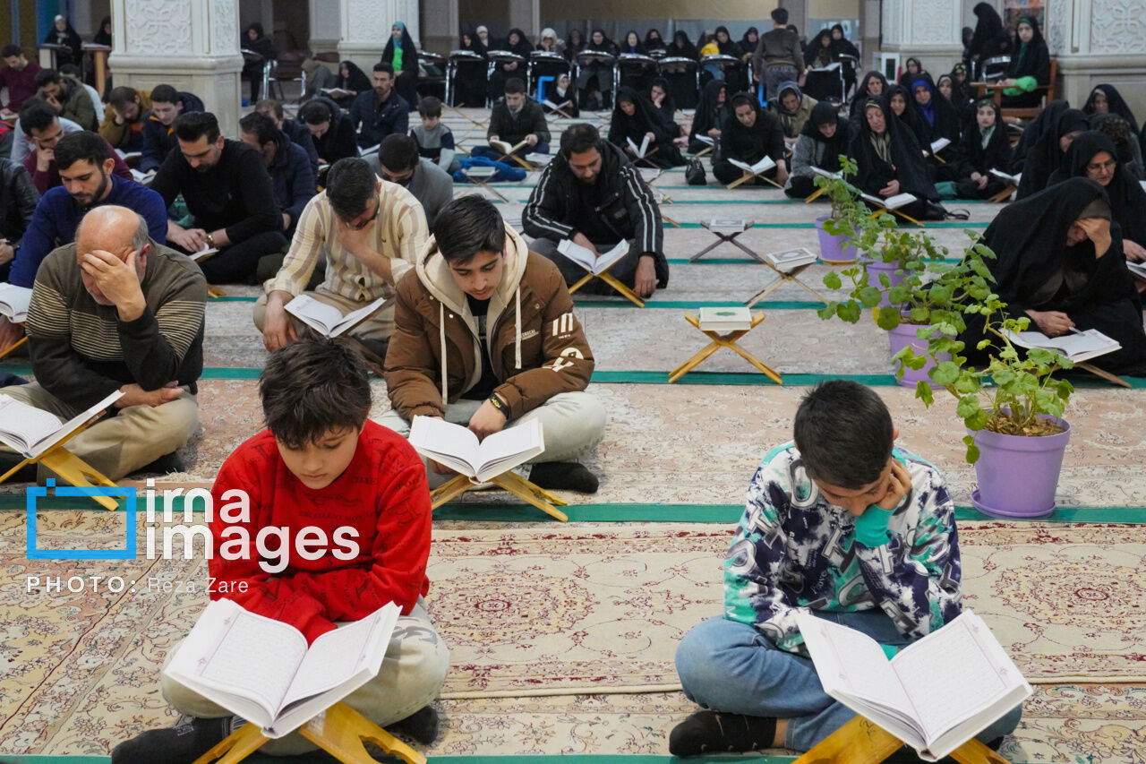قم بر سکوی نخست برپایی بیشترین محافل قرآنی زندگی با آیه‌ها ایستاد