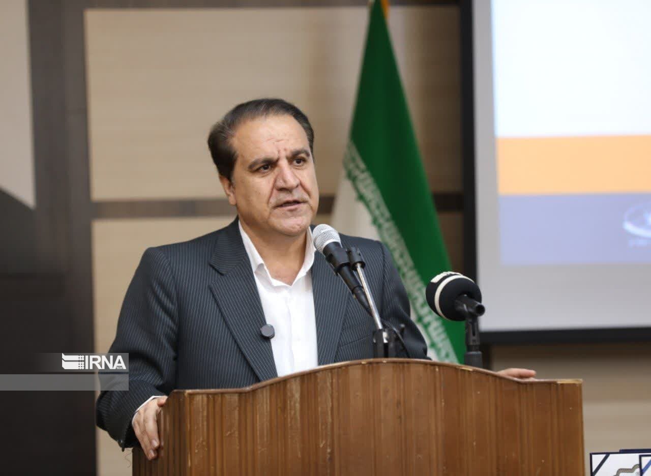 استاندار ایلام: پیشرفت اقتصادی و اجتماعی از مسیر کتابخوانی می گذرد