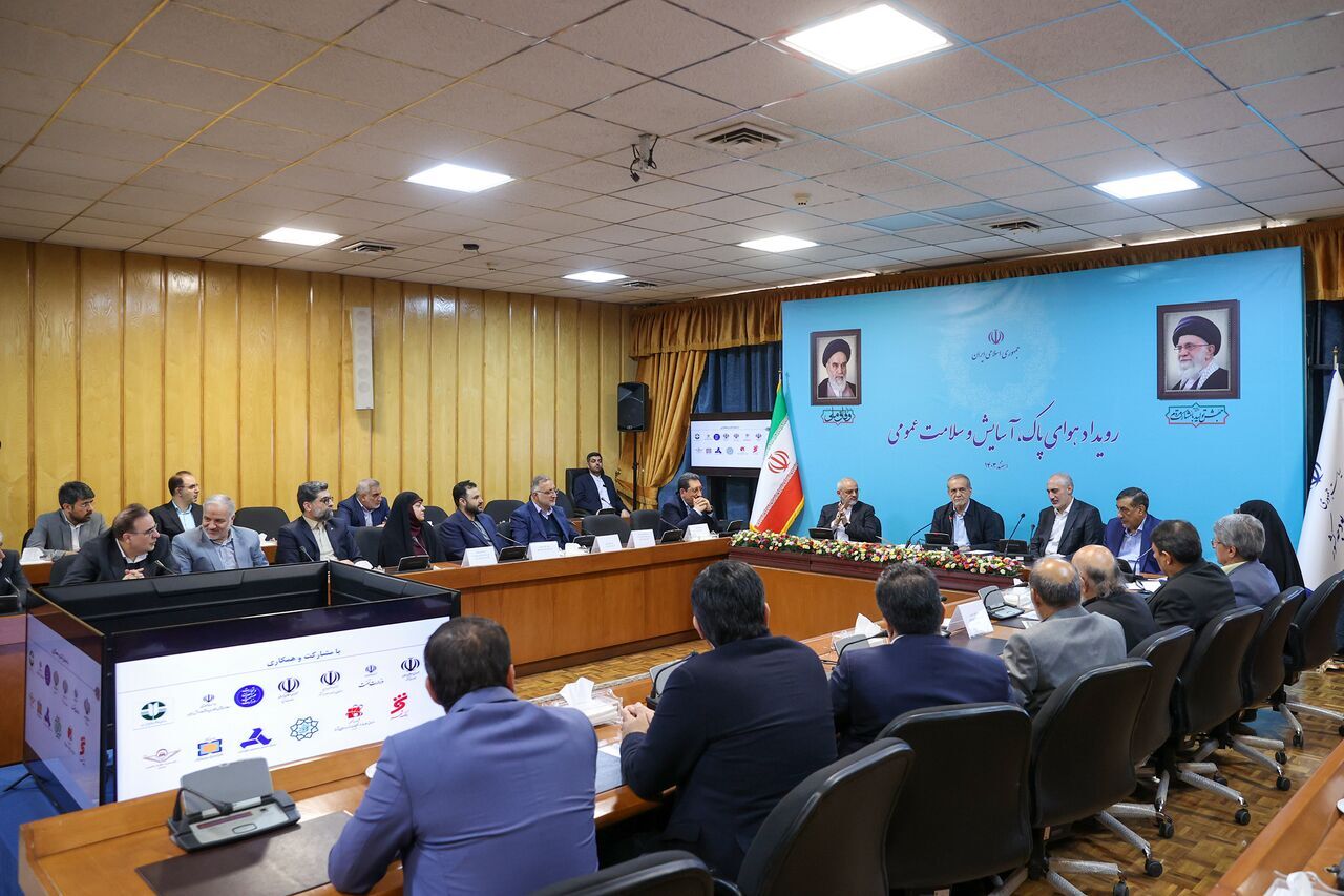 رئيس الجمهورية يزور وحدات صناعية في الحي الصناعي بقرجك