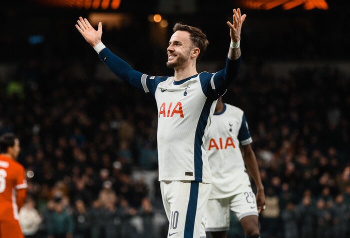 صعود منچستر به لطف درخشش هافبک پرتغالی؛ تاتنهام در خانه نفس آلکمار را گرفت