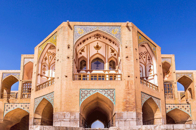 بدون بلیت اصفهانگردی کنید