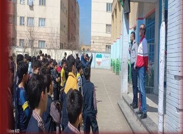 آموزش پیشگیری از حوادث چهارشنبه‌ آخر سال در ۱۳۲ مدرسه کرج