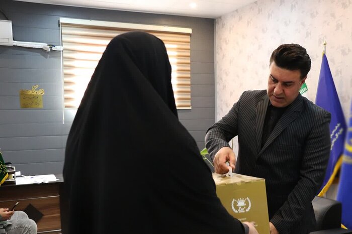 توزیع ۷۰۰ بسته معیشتی بین خانواده های زندانیان نیازمند در البرز