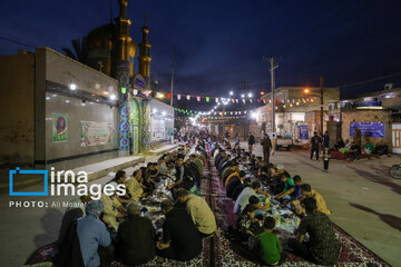 Mesa de Iftar de 300 metros