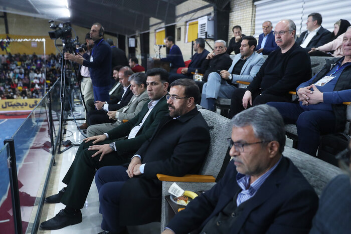 شبی که هندبال در شیراز به اوج هیجان رسید؛ بلاروس قهرمان، ایران دوم + فیلم
