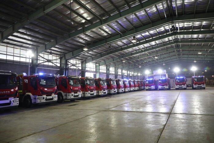 تجهیز ناوگان آتشنشانی موجب بهبود خدمات امدادی در شهرها و جادهها میشود