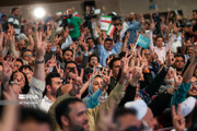 مهاجرت موقت به سرویس سیاسی ایرنا و پیراهنی که خیس شد
