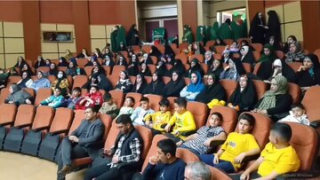 فیلم|برگزاری مراسم اختتامیه کانون بیت الشهداء محله ۱۳ آبان