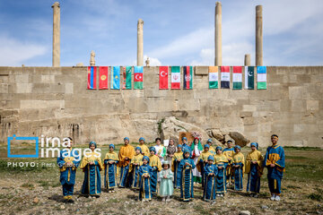 Celebración internacional de Noruz en Persépolis