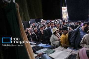 El Gran Bazar de Teherán en vísperas del Noruz