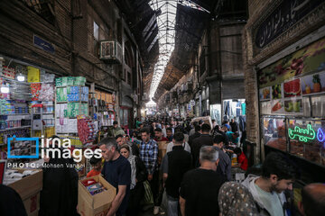 El Gran Bazar de Teherán en vísperas del Noruz