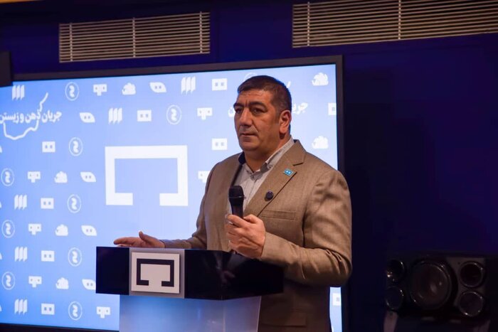 ضرورت برگزاری نمایشگاهی که در آن به جای فروش، کتاب معرفی شود