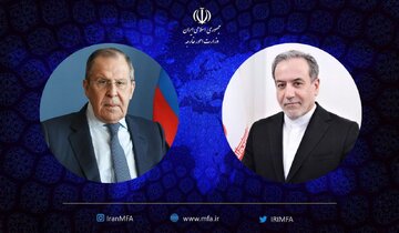وزیر خارجه روسیه، فرا رسیدن نوروز و سال نو را به عراقچی تبریک گفت