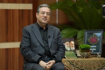 سرمایه‌گذاری، رونق تولید و تلاش برای توسعه چشم انداز سال ۱۴۰۴‌ در آذربایجان‌غربی است