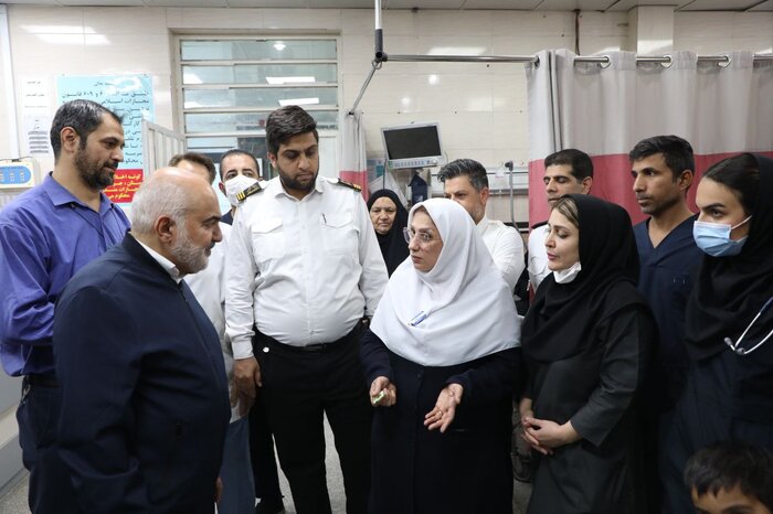 استاندار خوزستان از مراکز خدماترسان به مسافران نوروزی بازدید کرد