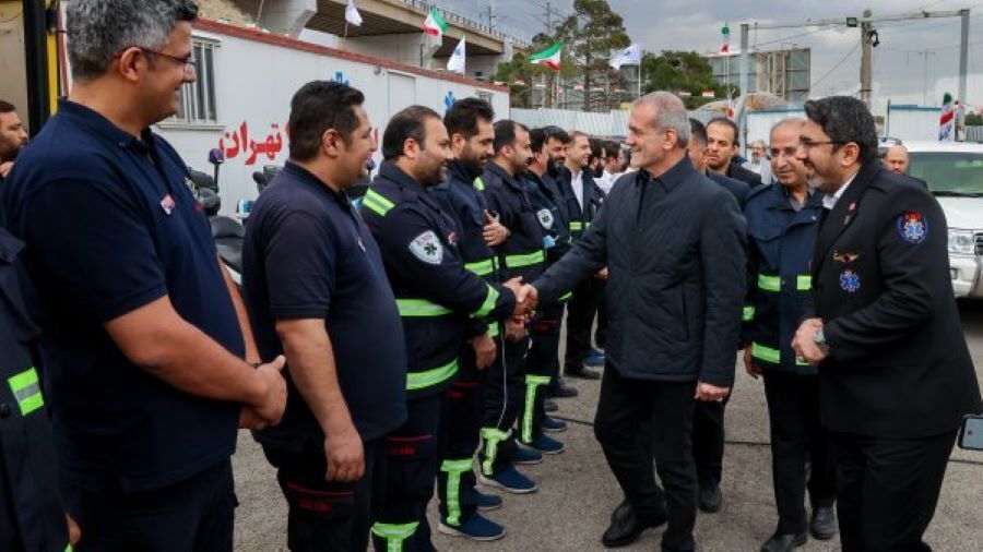 رئيس الجمهورية يزور قاعدة طوارئ للانقاذ والاسعاف على الطرق