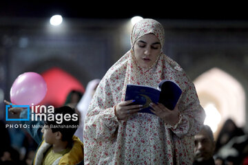 Iran : veillée de la 19ᵉ nuit du Ramadan au sanctuaire de l'Imam Reza (P) à Machhad