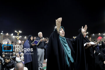 Iran : veillée de la 19ᵉ nuit du Ramadan au sanctuaire de l'Imam Reza (P) à Machhad