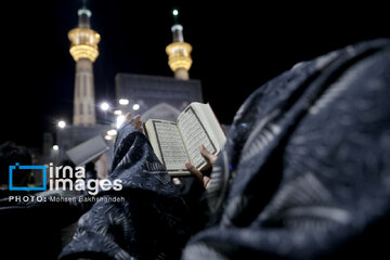 Iran : veillée de la 19ᵉ nuit du Ramadan au sanctuaire de l'Imam Reza (P) à Machhad