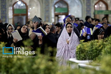 Iran : veillée de la 19ᵉ nuit du Ramadan au sanctuaire de l'Imam Reza (P) à Machhad