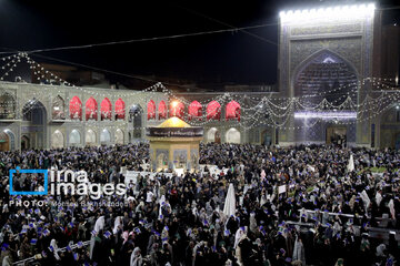 Iran : veillée de la 19ᵉ nuit du Ramadan au sanctuaire de l'Imam Reza (P) à Machhad