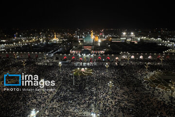 Iran : veillée de la 19ᵉ nuit du Ramadan au sanctuaire de l'Imam Reza (P) à Machhad