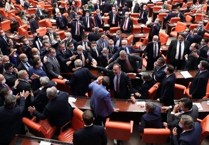 پسلرزههای ملموس ناآرامیها در ترکیه؛ صدای معترضان شنیده خواهدشد؟