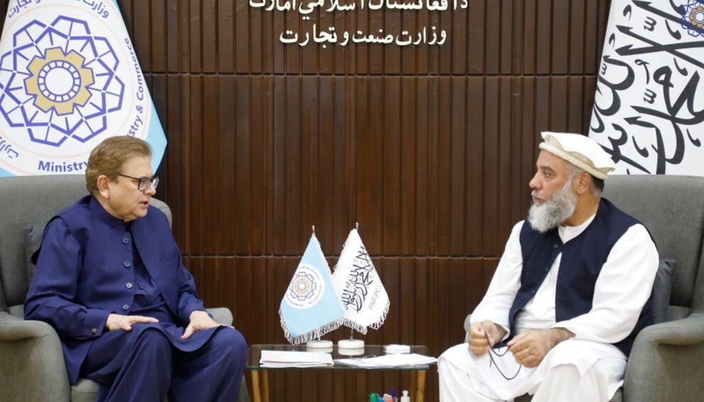 مقامات کابل و اسلام‌آباد بر اتخاذ تدابیر عملی برای تسهیل روند تجارت و ترانزیت تأکید کردند