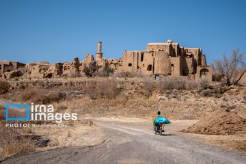 Aldea de Kharanaq