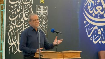رییس جمهور: حرکت به سمت خدا مشکلات را رفع می کند
