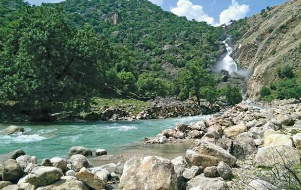 آبشارهای خوزستان؛ گنجینهای از طبیعت بکر و مقصدی جذاب برای گردشگران