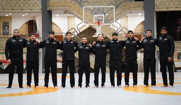 یک طلا و ۳ نقره فرنگی‌کاران در روز نخست کشتی قهرمانی آسیا