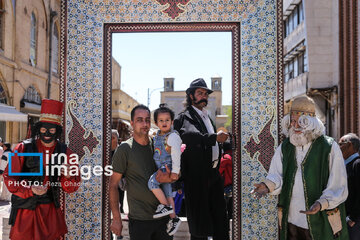 Turistas de Noruz 1404 en Shiraz