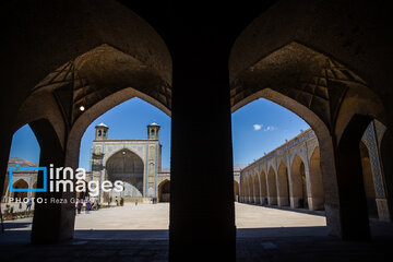 Turistas de Noruz 1404 en Shiraz