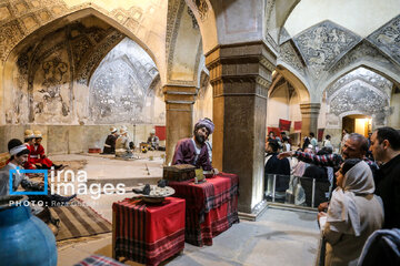 Turistas de Noruz 1404 en Shiraz