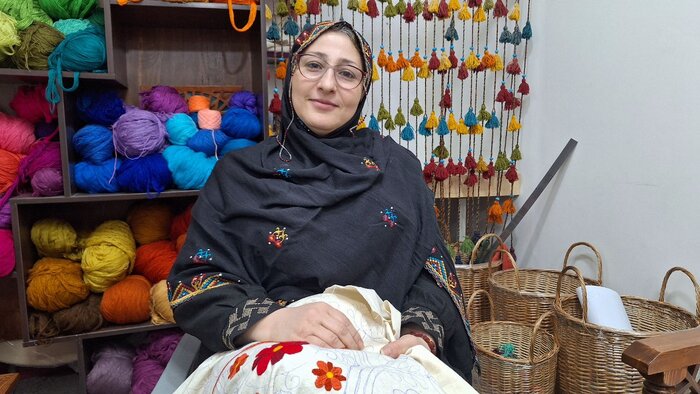 سوزن جادویی اعظم؛ پارچههایی که قصه میگویند