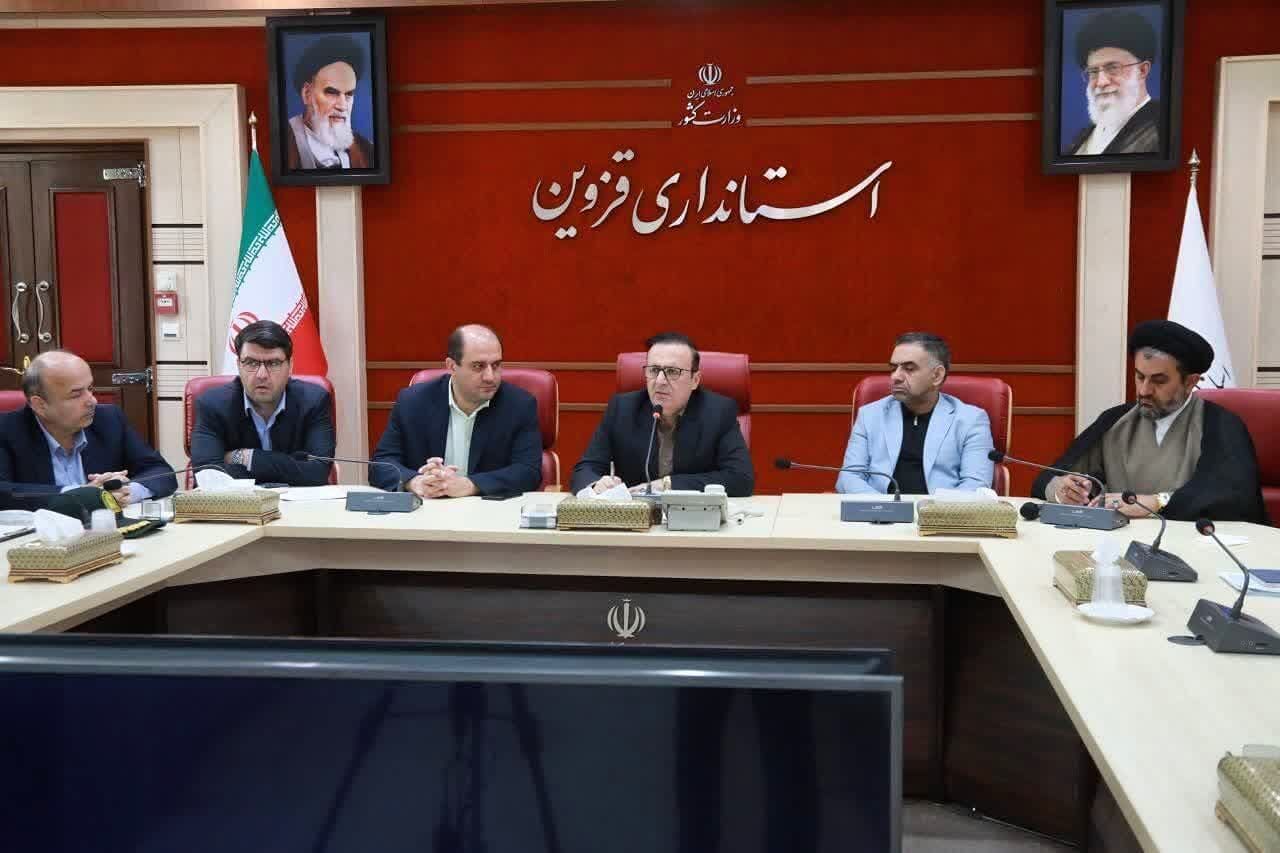 سرمایه گذاری، انرژی های نو و مدرسه سازی سه رویکرد دولت در سال جدید