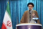 امام جمعه شهرکرد: ایران اسلامی مانع زیاده‌خواهی‌های جهان استکبار شده است