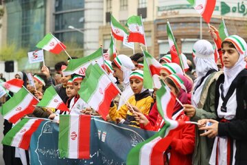 قدردانی نماینده ولی فقیه و استاندار گلستان از حضور مردم در راهپیمایی روز قدس