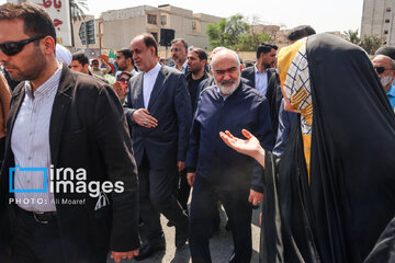 استاندار: مردم انقلابی خوزستان همچنان استوار پای آرمان‌های انقلاب ایستاده‌اند  
