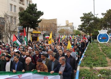 خروش انقلابی مردم گرمسار در راهپیمایی روز جهانی/ آزادی قدس نزدیک است + فیلم