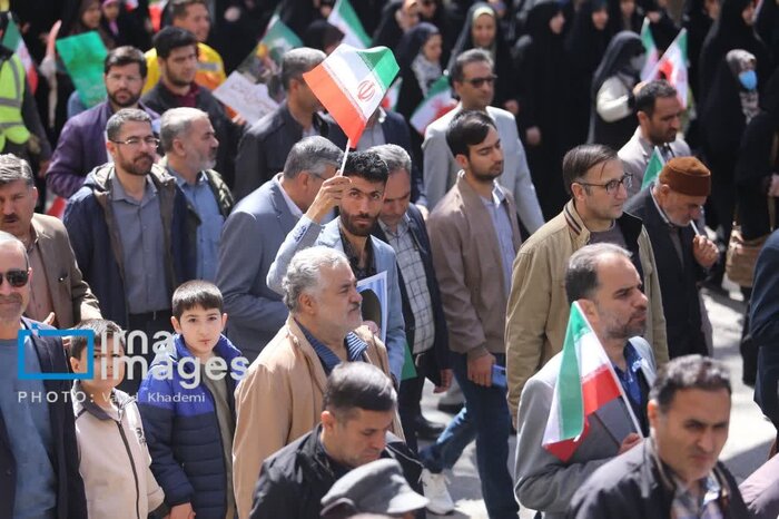 پرچم افراشته ورزشکاران خراسان شمالی در روز قدس 