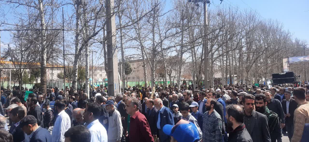 فیلم| راهپیمایی روز جهانی قدس در بروجرد فیلم| راهپیمایی روز جهانی قدس در بروجرد